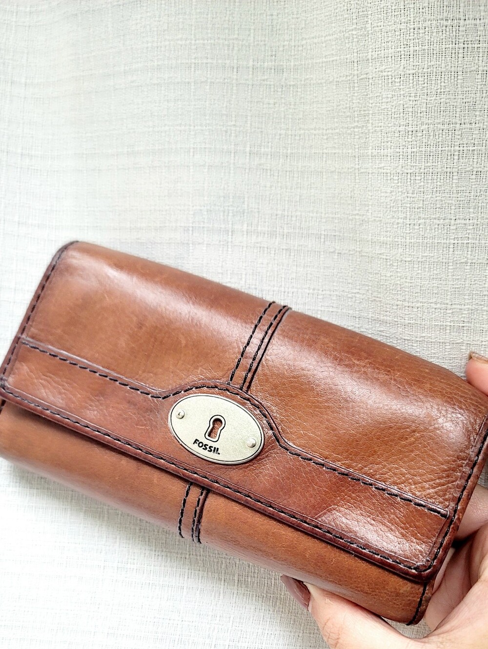 Fossil Maddox Vintage Leather Trifold Wallet